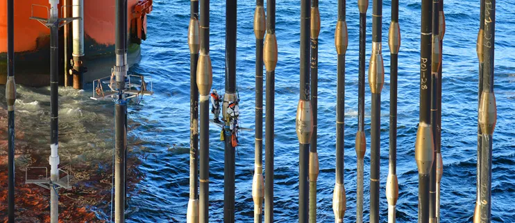 Risers on Snorre A - Photo Harald Pettersen - Statoil